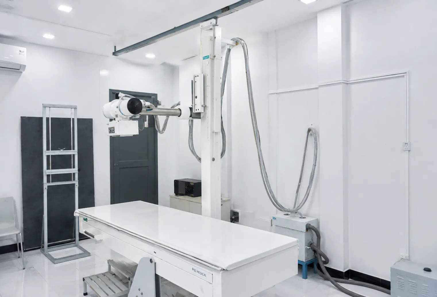 Diagnostics X-Ray and Ultrasound